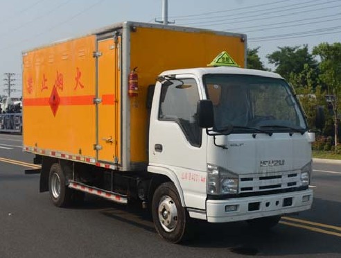慶鈴五十鈴4.15米易燃液體廂式運(yùn)輸車(chē)圖片 慶鈴五十鈴4.15米易燃液體廂式運(yùn)輸車(chē)圖片