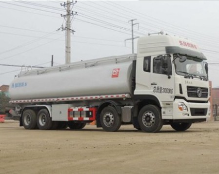 國五東風天龍前四后八供液車 國五東風天龍前四后八供液車
